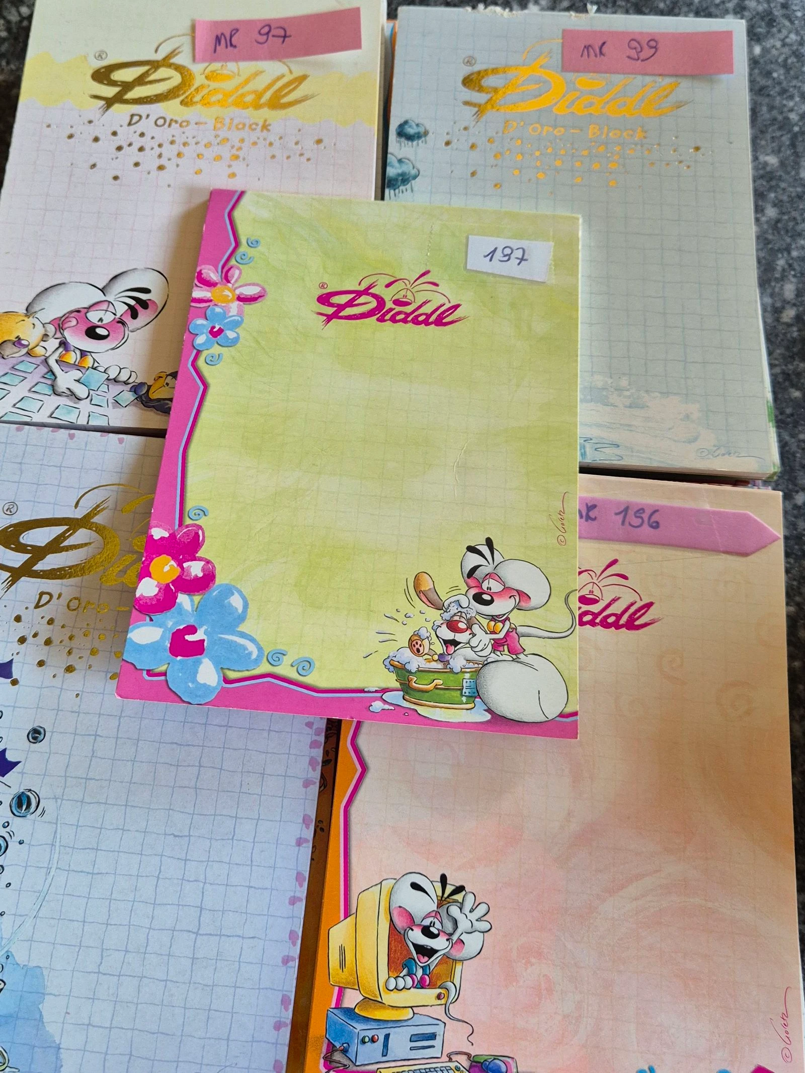 Set de 50 hojas Diddl – photo 29